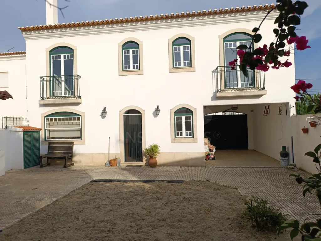 Moradia T4 em Alpiarça