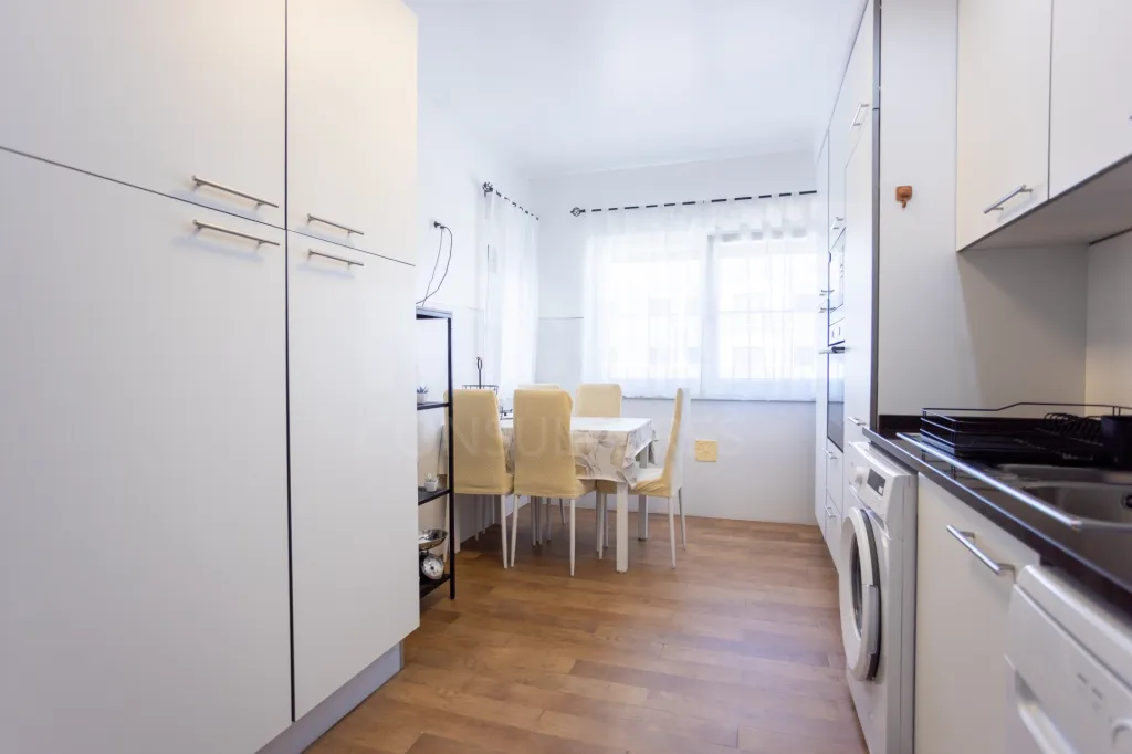 Apartamento T2 com garagem em Salvaterra de Magos
