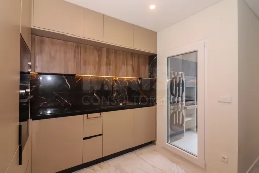 Apartamento T2 + Duplex -   2 lugares de estacionamento Casal Cambra