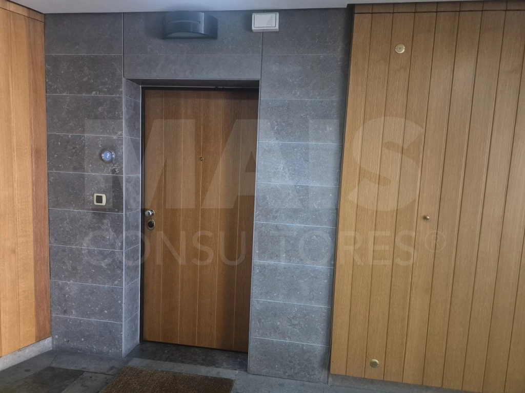 Exclusivo T2 em Condomínio Privado com Piscina