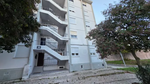 Apartamento  T3 a 3 minutos  do Aeroporto de Lisboa