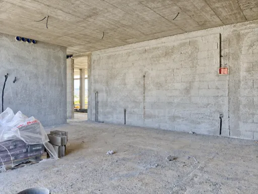 Moradia Térrea T4 c/ Suite Master, Jardim, Piscina e Garagem para 2as Viaturas | ALCOBAÇA | OFF MARKET