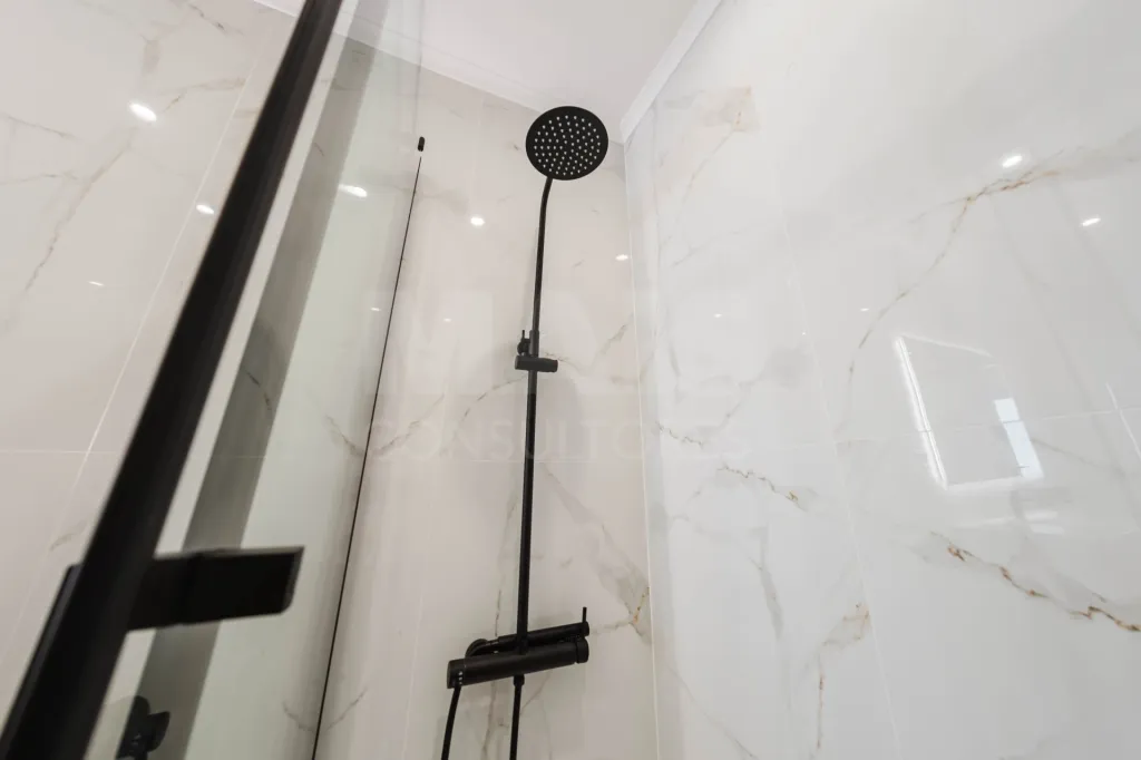 Moradia Geminada T3, Totalmente Remodelada