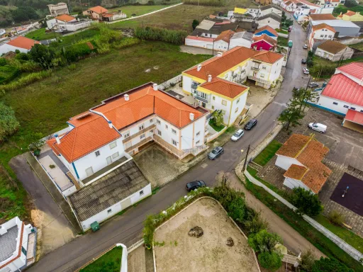 🏡 Apartamento T3 Duplex com Conforto de Moradia – Excelente Estado!
