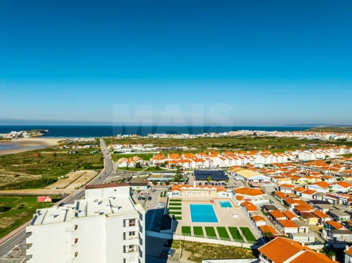 T2 on Baleal's seafront