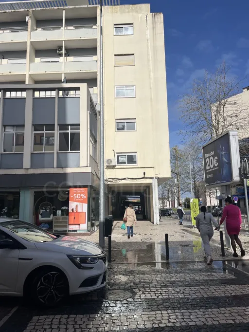 Prédio Usado - Barreiro