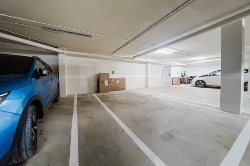 Apartamento T2 com terraço em condomínio privado perto da praia – Honeysands Residences, Areia Branca