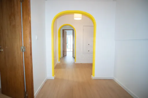 T2 em zona tranquila de Porto Salvo, perto de escolas e centros empresariais