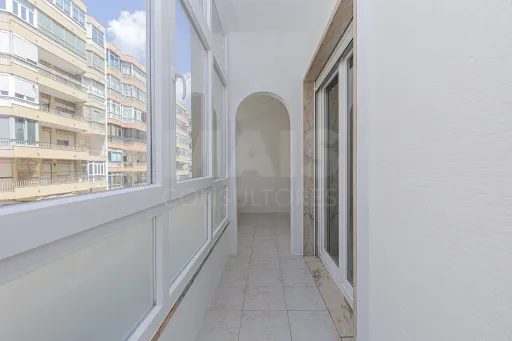 T3 Remodelado Algés na Calçada do Rio