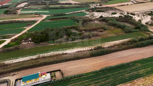 Terreno Rústico com 3.800 m² em Ferrel