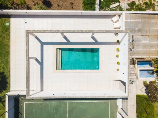 Moradia T5 em Lourinhã com Vista Mar, Piscina Aquecida e Jardim