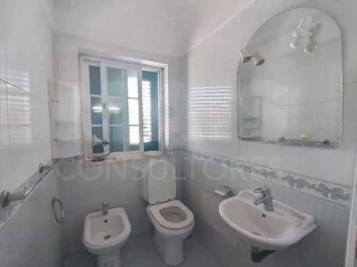Moradia em Albarraque – A Oportunidade de Criar a Casa dos Seus Sonhos!