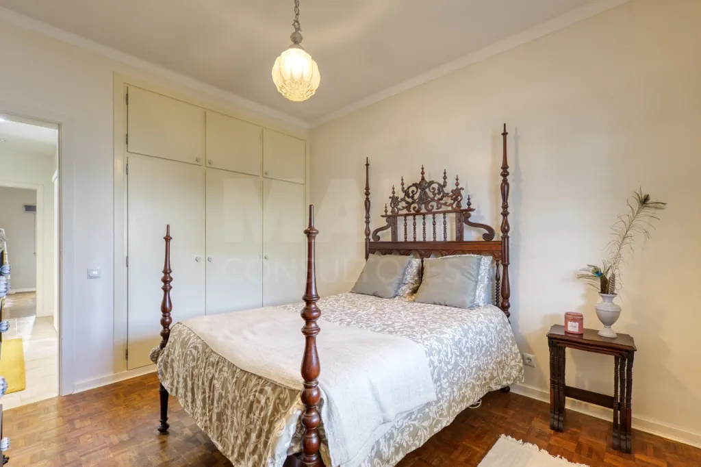 Moradia T3 Remodelada, Pronta a Habitar, com Ginásio, Anexo e Jardim