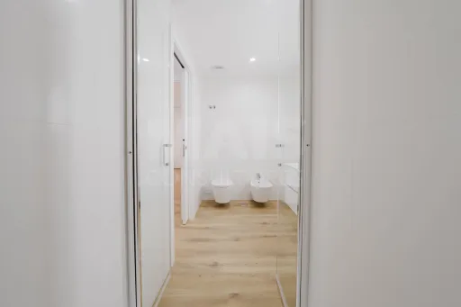 Apartamento T2 na Nazaré c/ 2 lugares de garagem