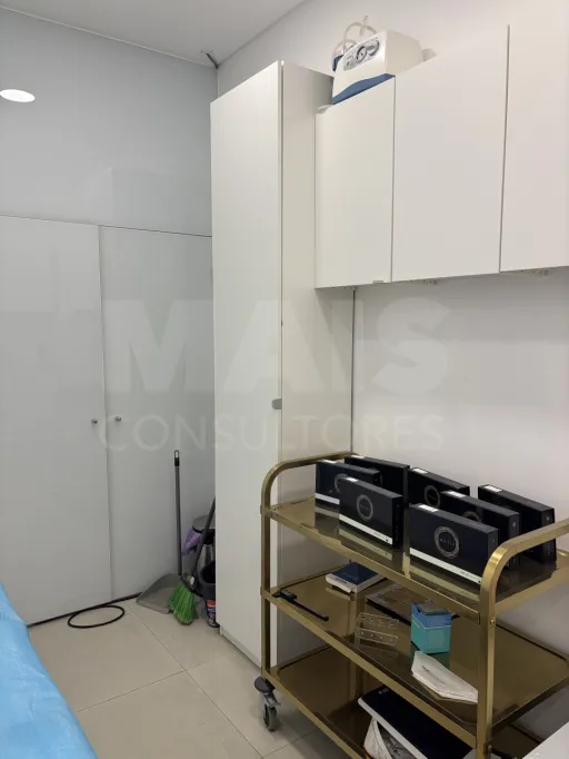 Clínica de Medicina Estética em Saldanha com Garagem