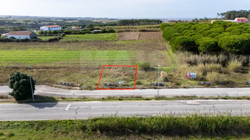 Lote com projeto aprovado em Serra d'el Rei