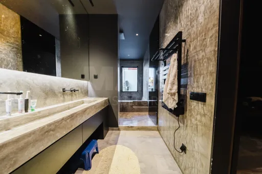 Prestigioso apartamento T2 com Piscina Privada e Jacuzzi