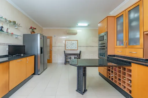 3 bedroom villa with pool and 7,320 m² plot - Privacy, sustainability and quality of life