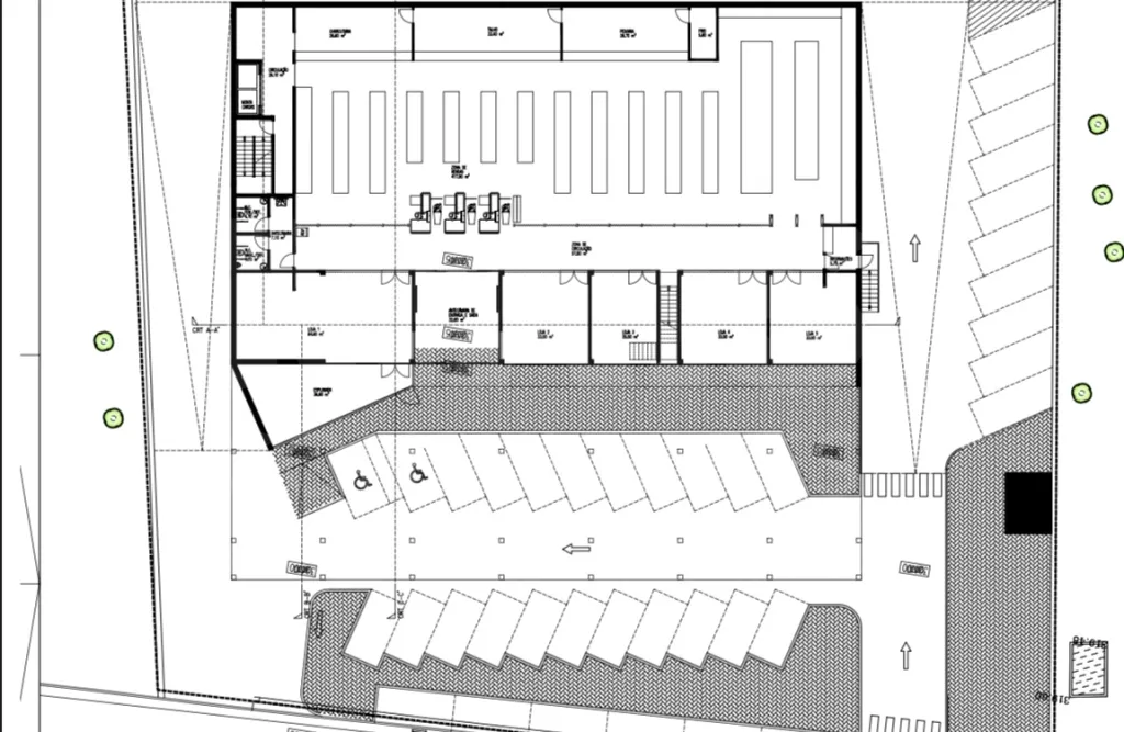 Prédio Comercial no Porto Paços de Ferreira para Mercado e Lojas Construção Nova