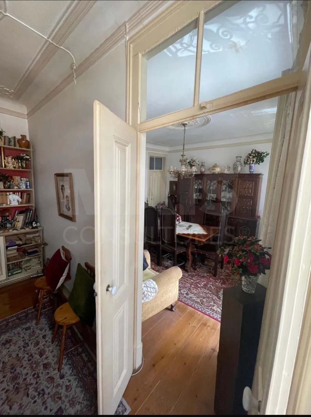 🏡Apartamento T4 para recuperação total em zona com charme histórico no coração de Lisboa!