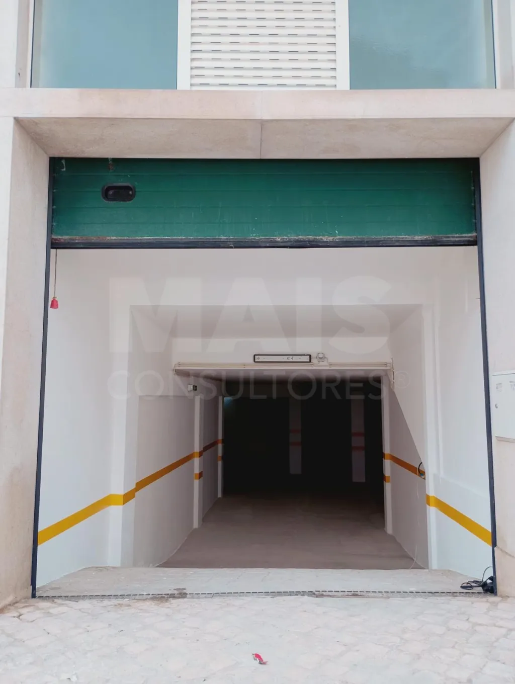 Predio com 4 +1 apartamentos e licença AL - Albufeira centro - Praia do Peneco