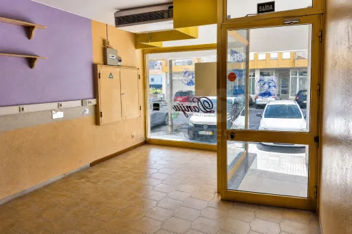 Um espaço. Diferentes caminhos. | 123 M² NO CENTRO DA BENEDITA