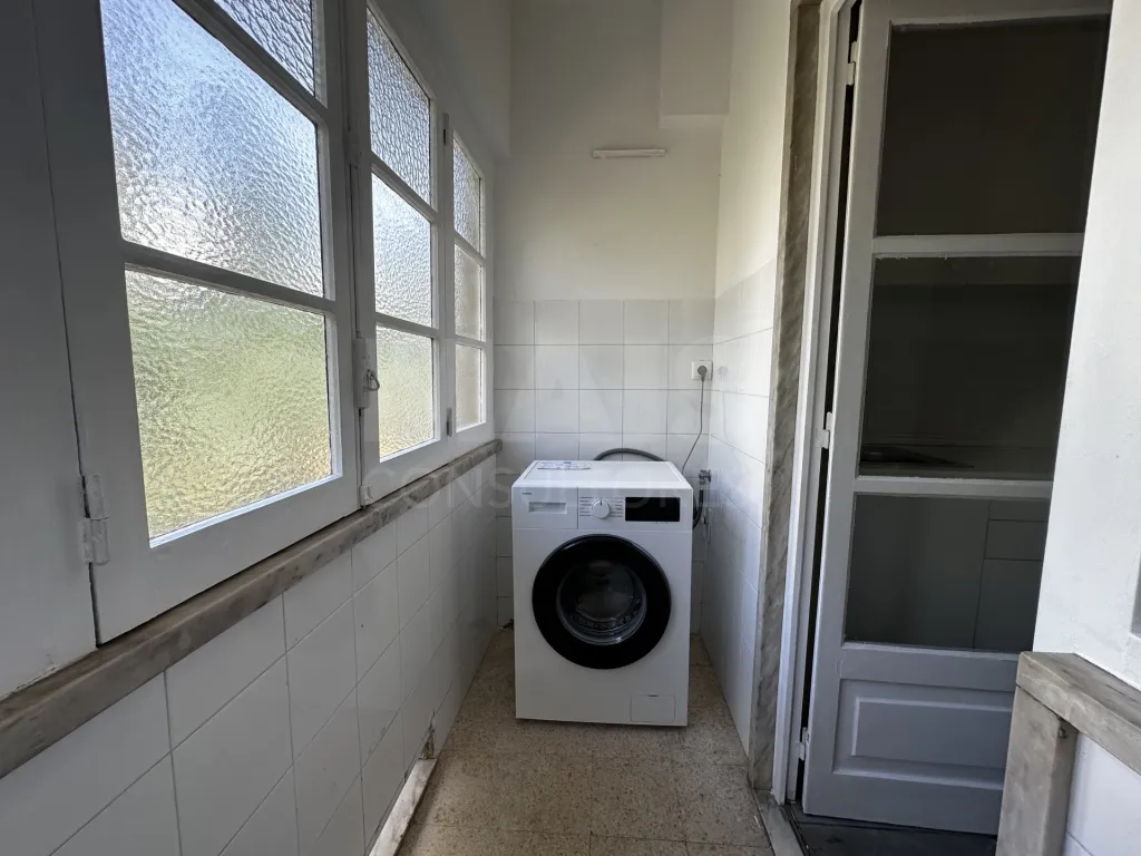 Apartamento T2 no Lumiar | Ameixoeira a 800m da estação do metro da Ameixoeira
