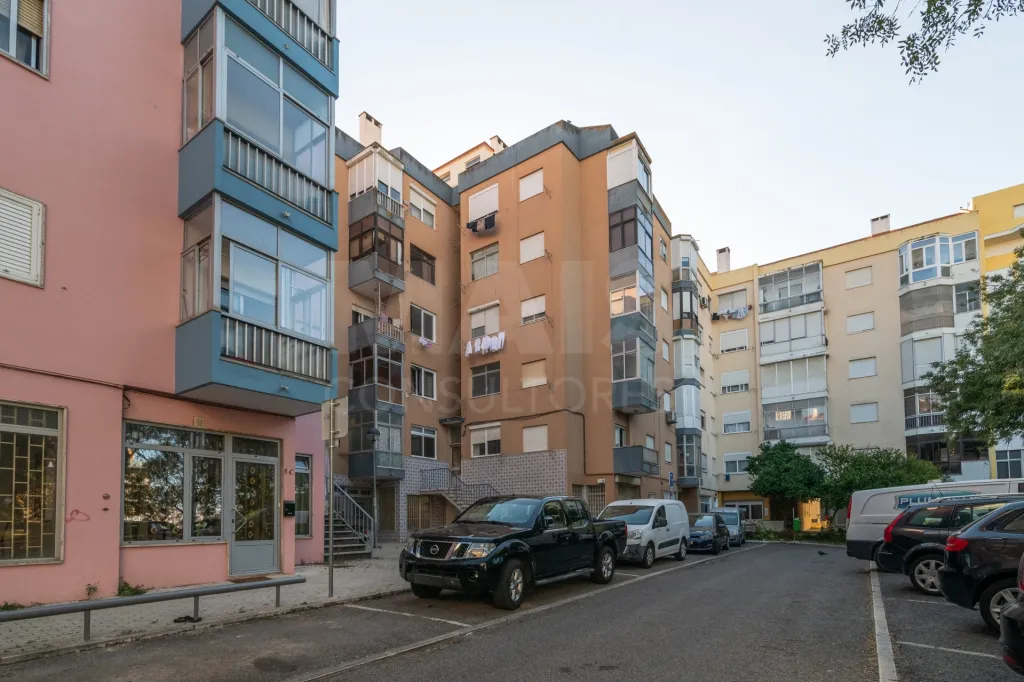 Apartamento T2 Amadora Reboleira