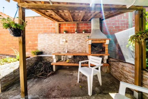 Villa with charm and privacy on a 1400m² plot