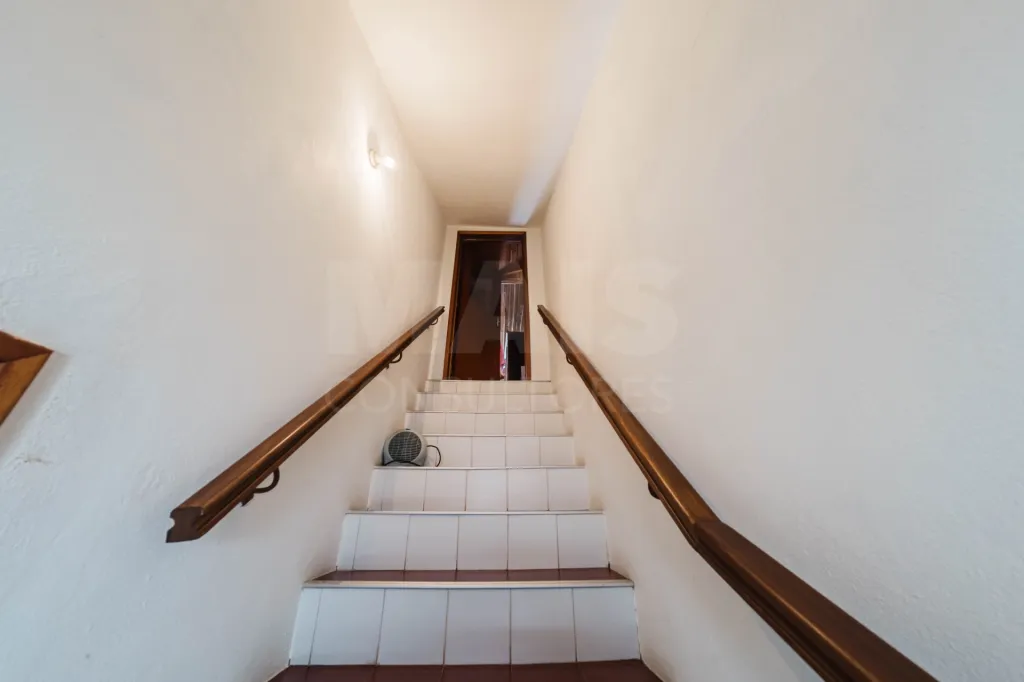 Moradia Isolada T7 no Bombarral | Espaço, Tranquilidade e Proximidade do Centro 🏡
