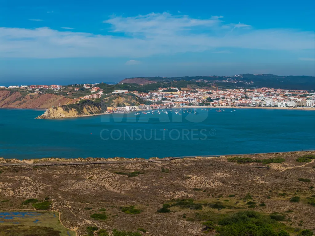 Moradia T3 (3 Suítes) com piscina - Salir do Porto