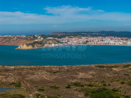 Moradia T3 (3 Suítes) com piscina - Salir do Porto