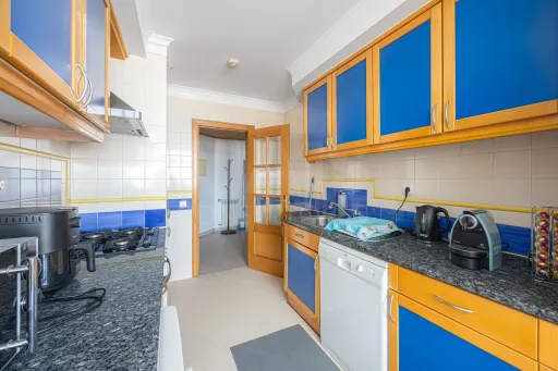 Apartamento T3 no Centro do Carregado | Parqueamento e Arrecadação