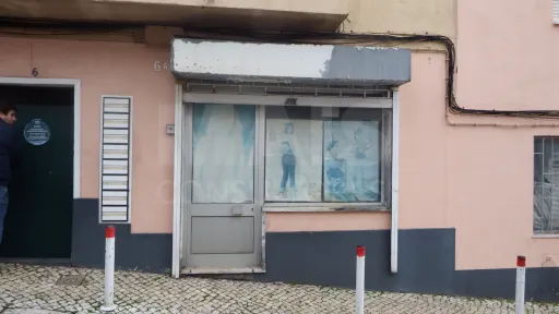 Prédio em Propriedade Toral| INVESTIMENTO | Prior Velho – LOURES