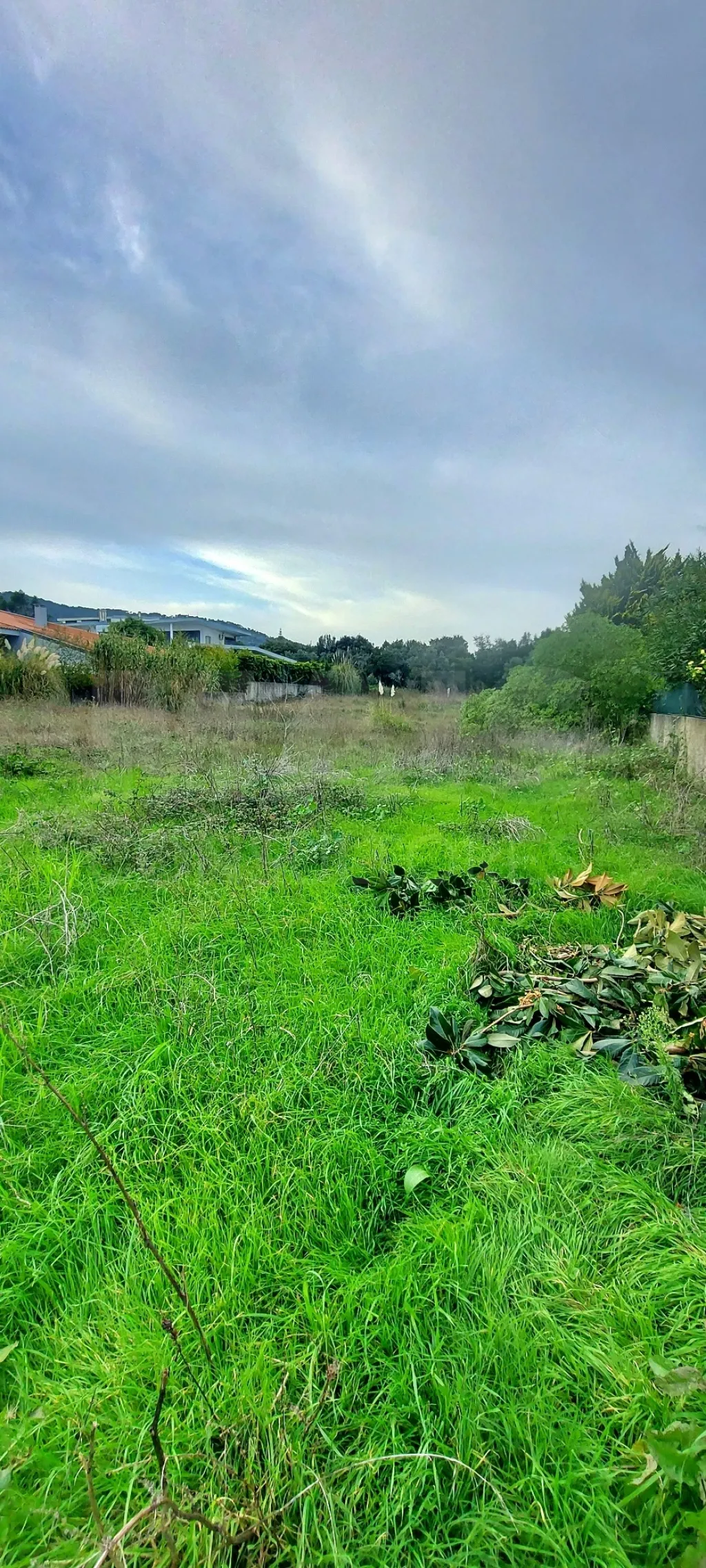 Terreno c/ Projeto Arq. Contemporânea na Beloura Sintra